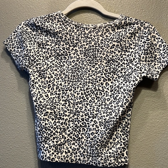 Brandy Melville Top - Picture 3 of 3